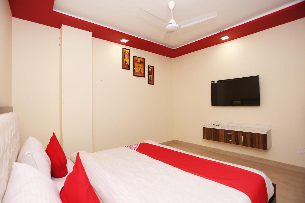 Oyo 23495 Hotel The Park Juhi Bari Exterior foto
