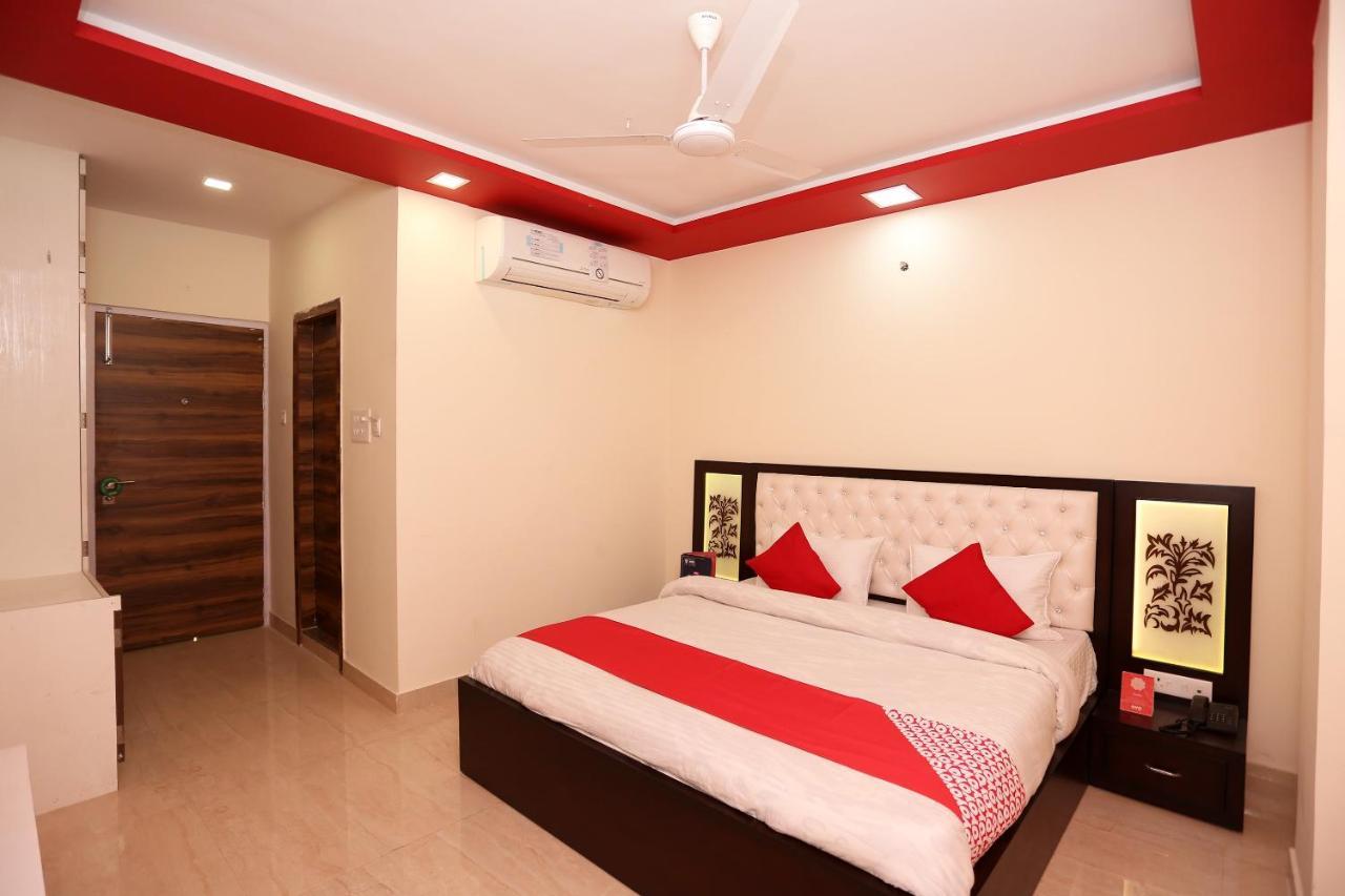 Oyo 23495 Hotel The Park Juhi Bari Exterior foto